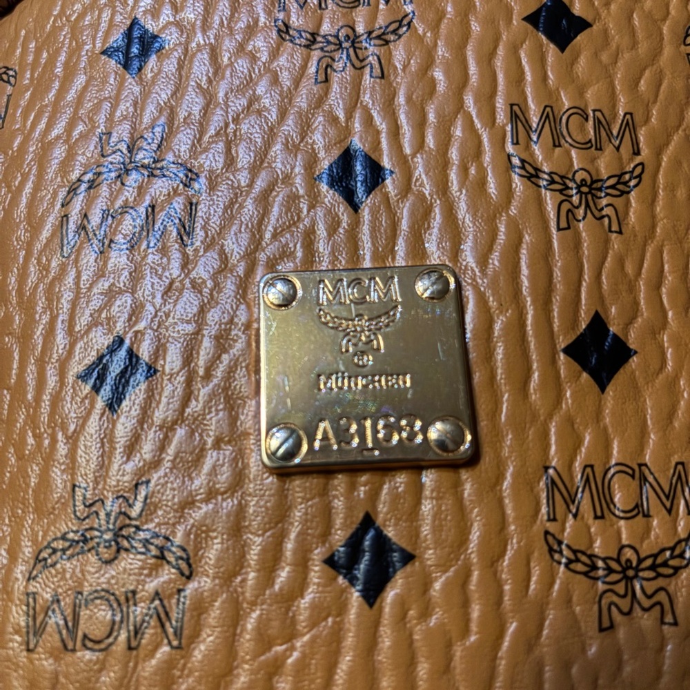 MCM Vibrant Orange Logo Backpack - Picture 7 of 8